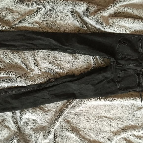 ‼️3 for $15 - H&M RIPPED SKINNY JEANS *SIZE 26* - Picture 3 of 3